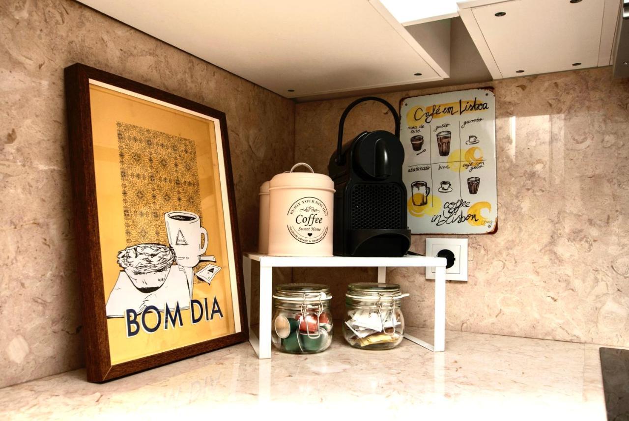 Apartamento Ponte 25 Abril Lisbon Bagian luar foto