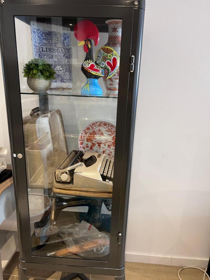 Apartamento Ponte 25 Abril Lisbon Bagian luar foto