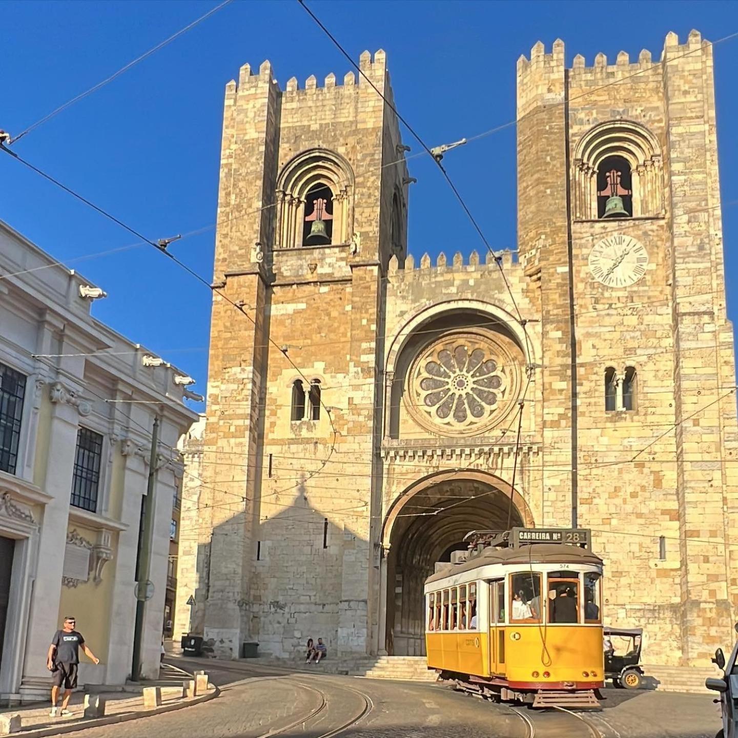 Apartamento Ponte 25 Abril Lisbon Bagian luar foto