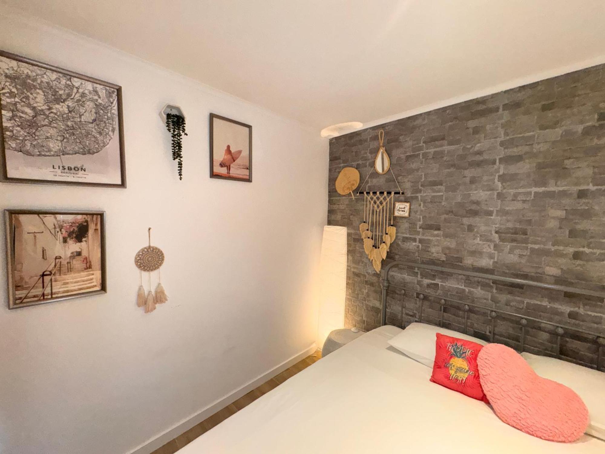 Apartamento Ponte 25 Abril Lisbon Bagian luar foto